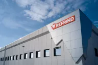 Refrind produces machines for industrial air conditioning and refrigeration. Since 1920, we have been offering support in industrial cooling management.